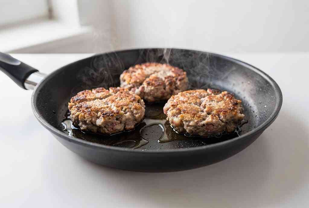 karbanátky na pánvi